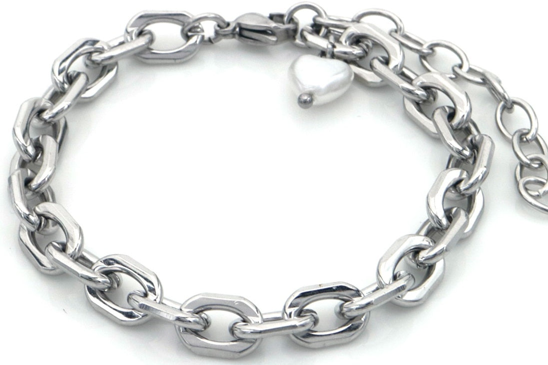 AA 0260 - Heart & Pearl Charm Armband – Zilverkleurig